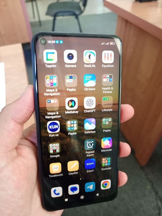 Redmi not 9 pro 4/128 sotiladi kamchiligi yo‘q kelishamiz