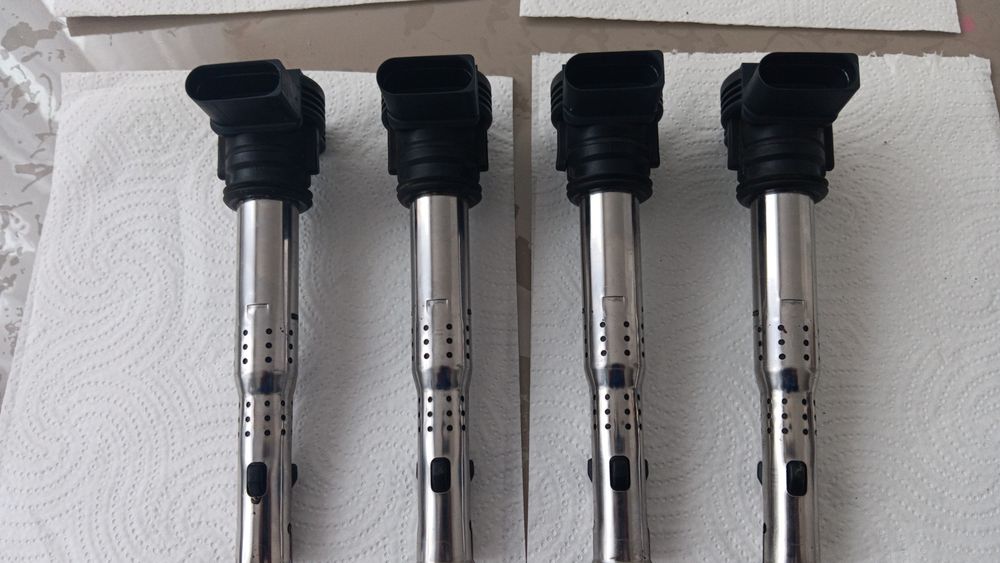 Vând set complet de 4 bobine de inducție originale