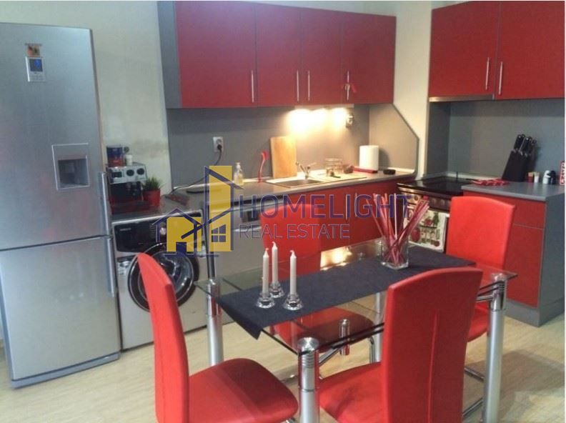 Двустаен апартамент в кв. Бояна