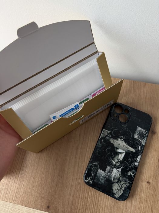 iPhone 13 - 256 GB - Red (Rosu) - 78% - Cadou folii, 7 huse