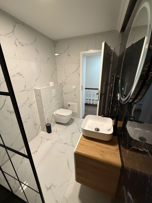 Superb Duplex cu acces separat și curte, Strada Narciselor Floreşti