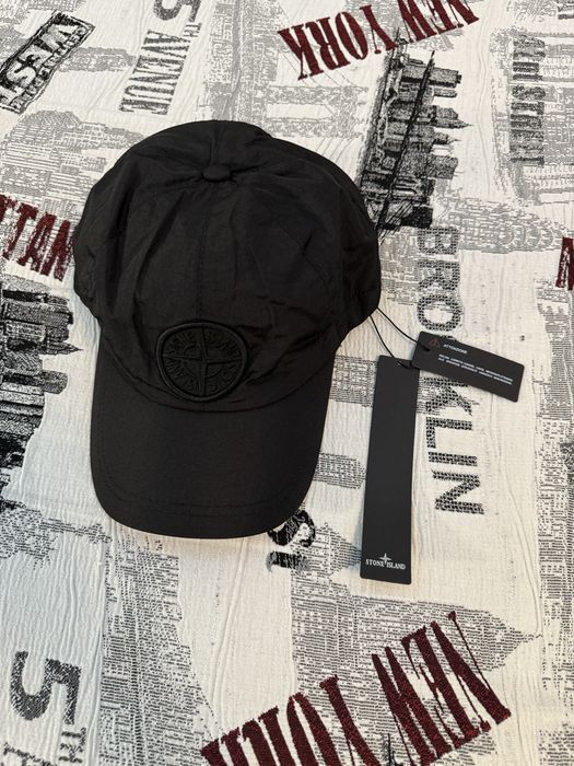 Шапка Stone Island