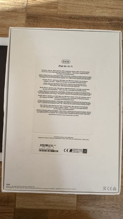 Vând Ipad Air Generatia a3a