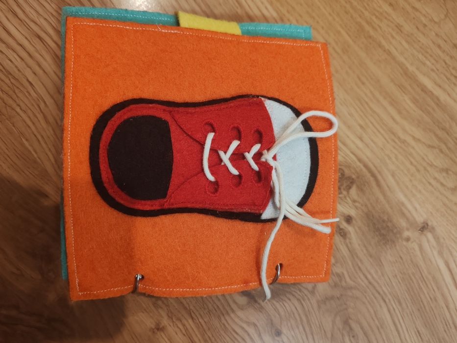 Cărticica senzoriala copii