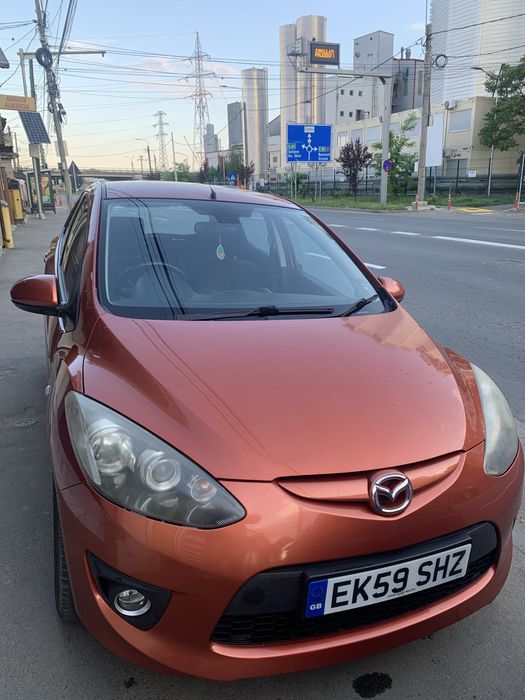 MAZDA 2 2010