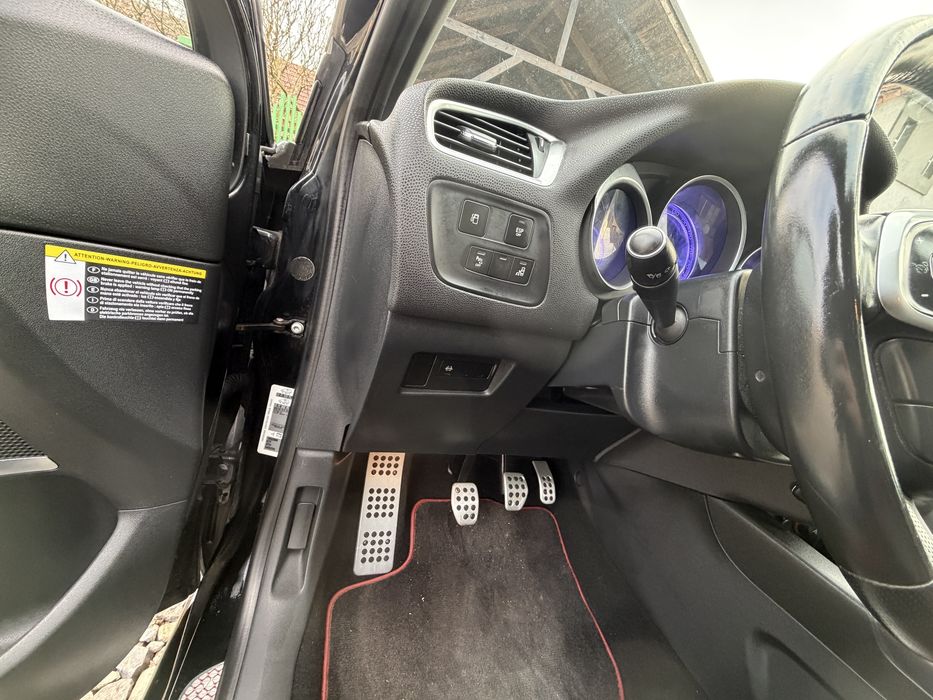 Vand Citroen Ds4 an 2011 motor 1,6Benzina 200cp