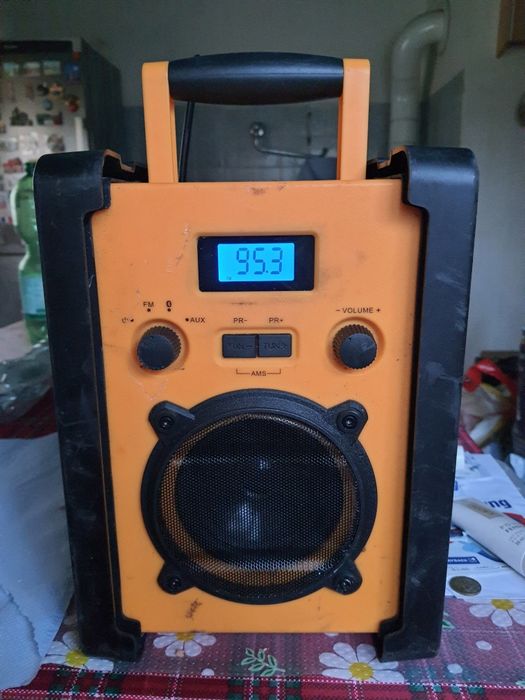 Строително радио Макита