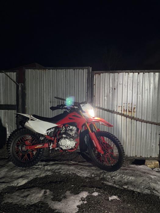 Продам мотоцикл Эндуро 250