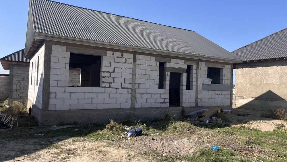 Продам  дом в черновой отделке