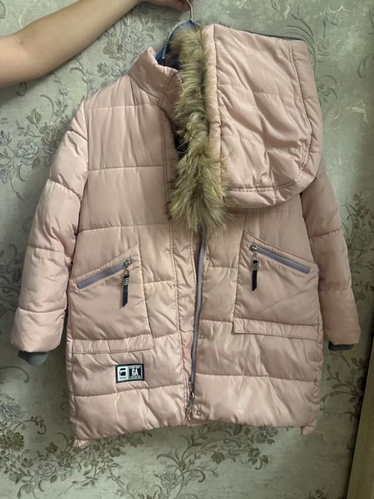 Куртка детская, подойдет на 10-11 лет