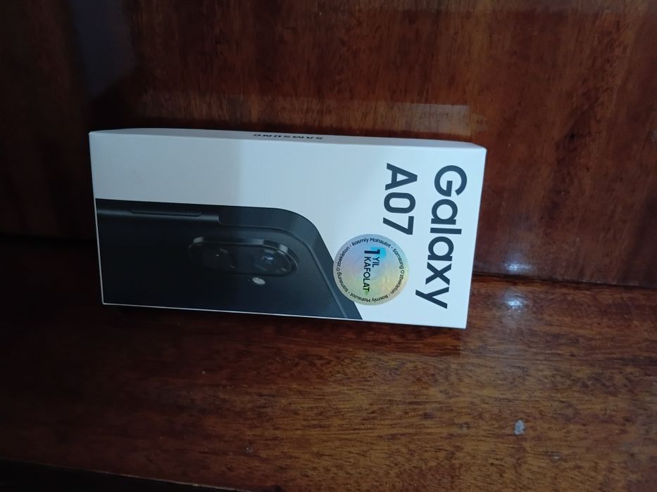 Galaxy A07 1yil garantiya xolati yangi