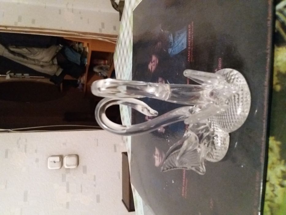 Статуэтки и фигурки.