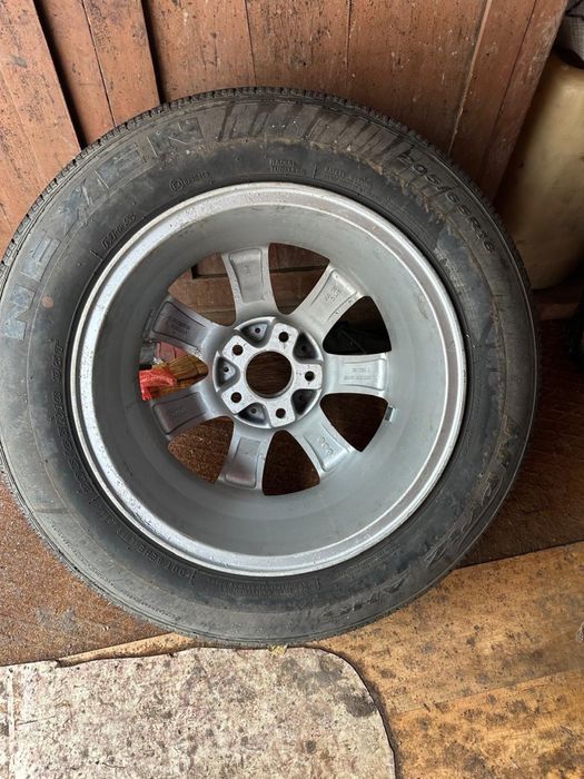 Продаю шины с дисками летние