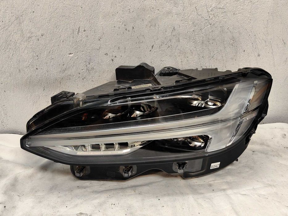 Оригинален фар Волво V90  Volvo V90 S90  Full Led