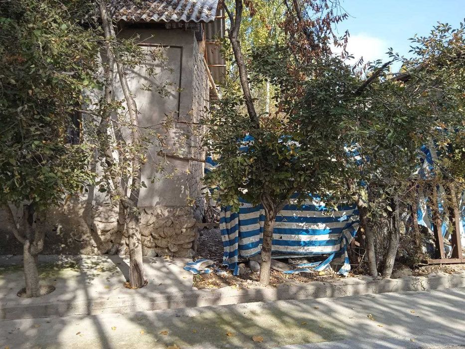 Yer sotiladi srochna 10 sotok