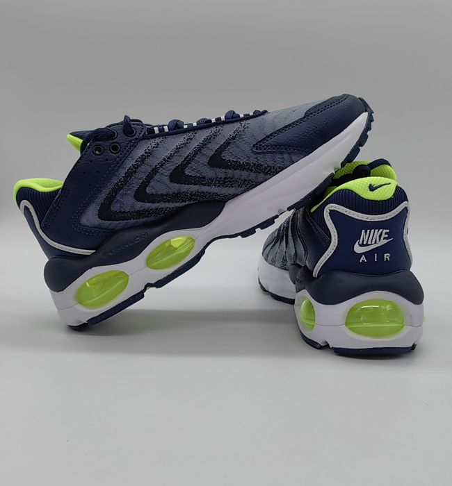 NIKE Air Max Tw NN