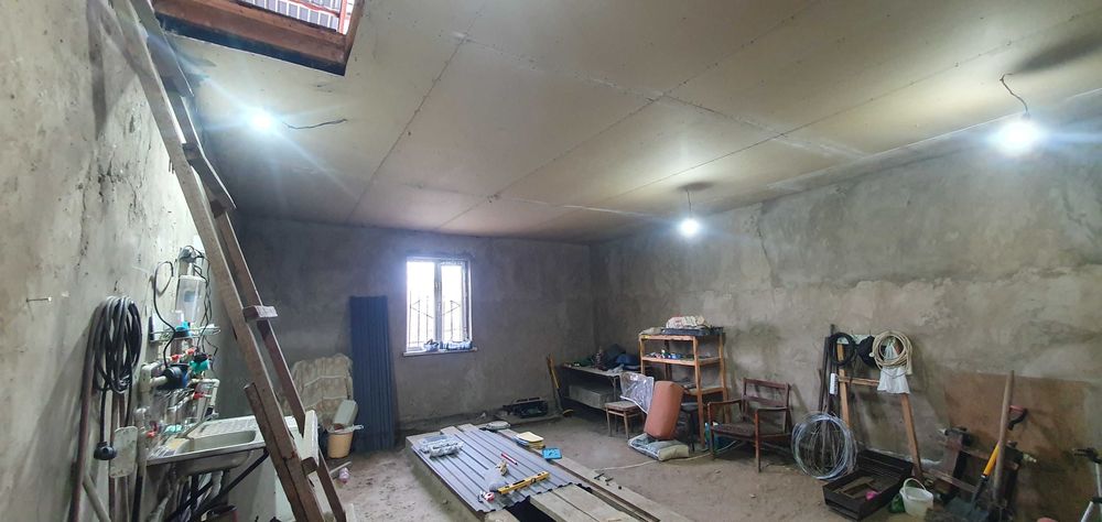 Продам дом дачу в Жандосова.