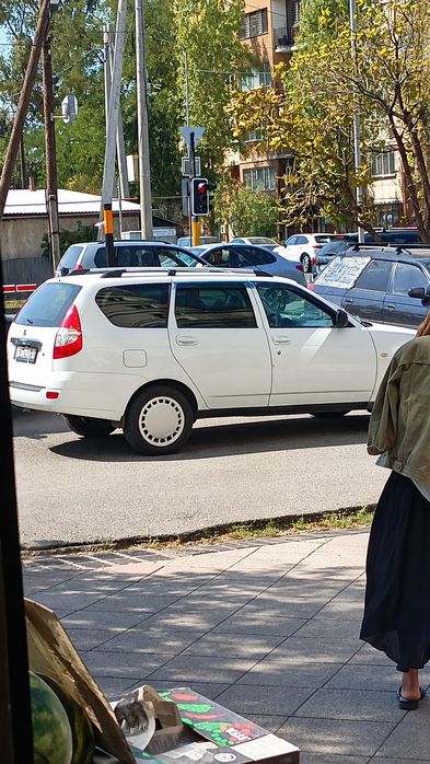 Лада приора универсал