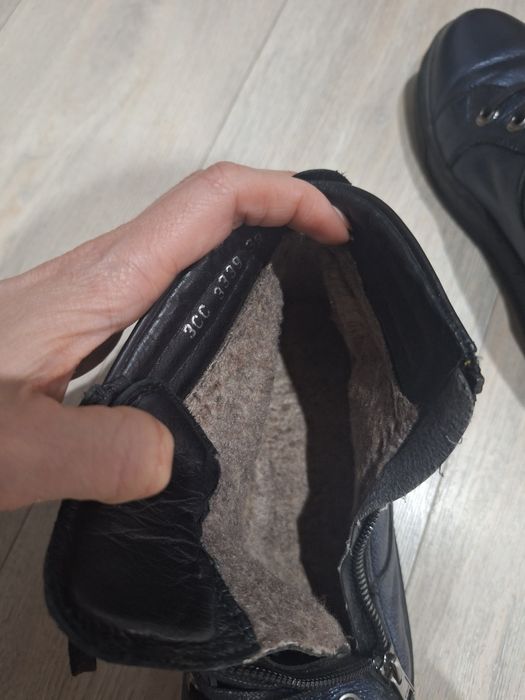 Ghete din piele naturala