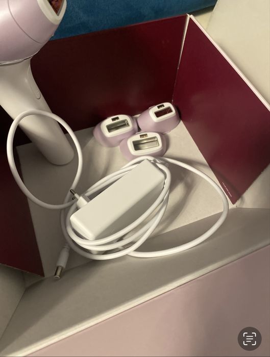 Aparat de epilat cu laser ,,Philips lumea prestige ‘’