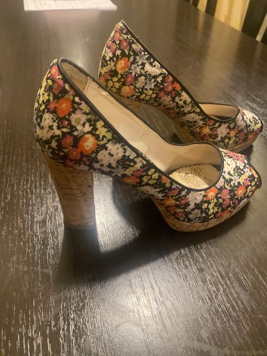 Vind pantofi dama marimea 36
