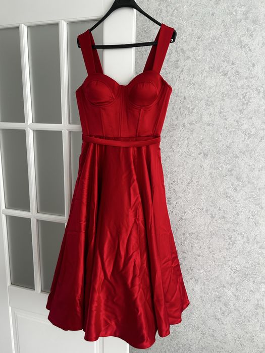 Красивое платье на выпускной, размер S, 44р