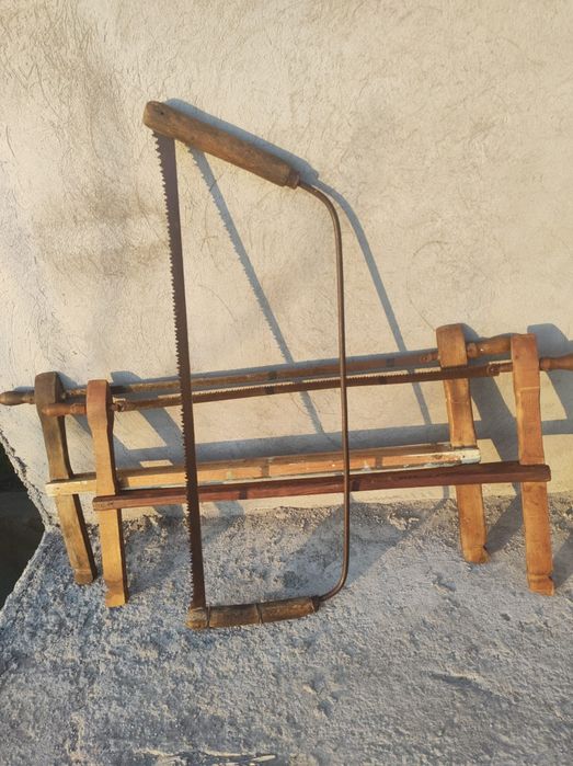 3 buca Fierăstrău vechi