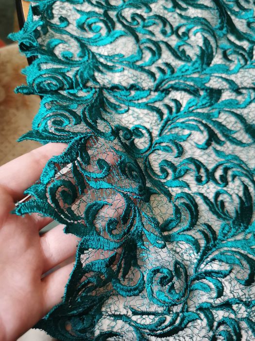 Rochie de lungime medie crem cu verde