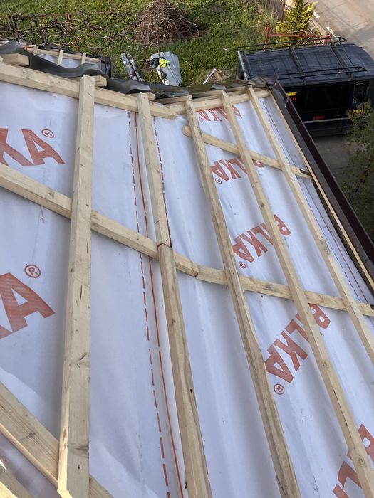 Montaj  acoperisuri BILKA reparații vopsit velux