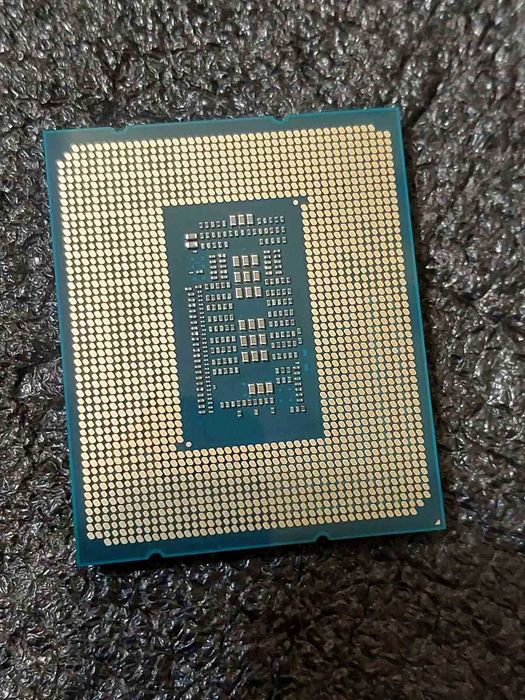 Intel Core i9 12900K + MSI Z790 Gaming Pro Wi-Fi DDR5