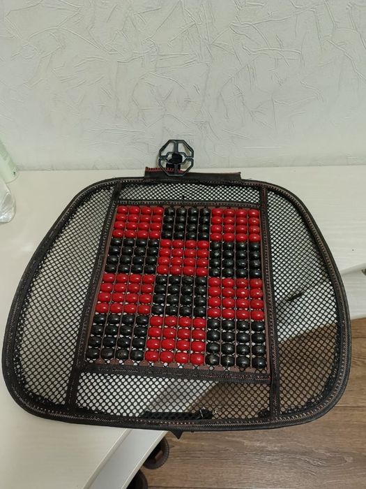 Продам накидку -массажер для сиденья авто