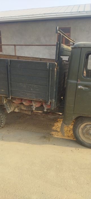 Uaz sotiladi rasxoti yoq 20mlyon kami bor matori yangi xadavoy yangi