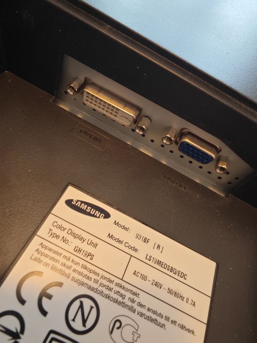 монитор Samsung SyncMaster 931BF 19'