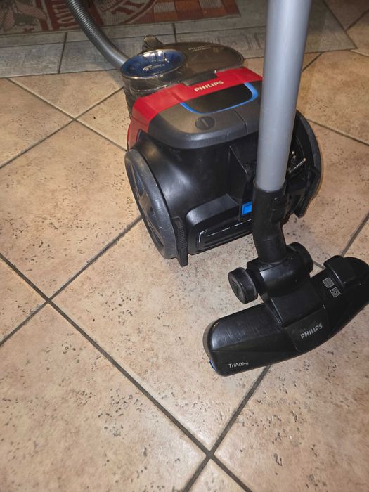 Прахосмукачка Phillips Power Pro compact 5