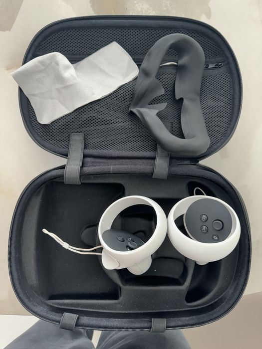 Vand VR  Meta Oculus 2  256 GB