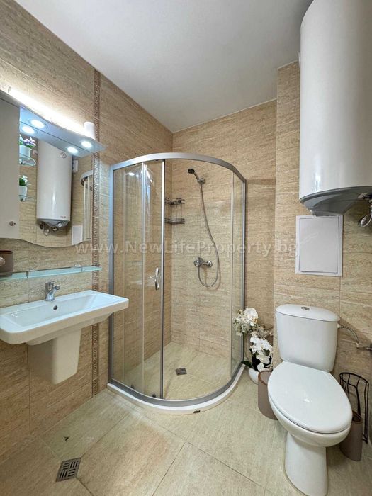 Продава се Двустаен апартамент в к.к. Елените - 58 кв.м за 1294 €/кв.м - Снимка #13