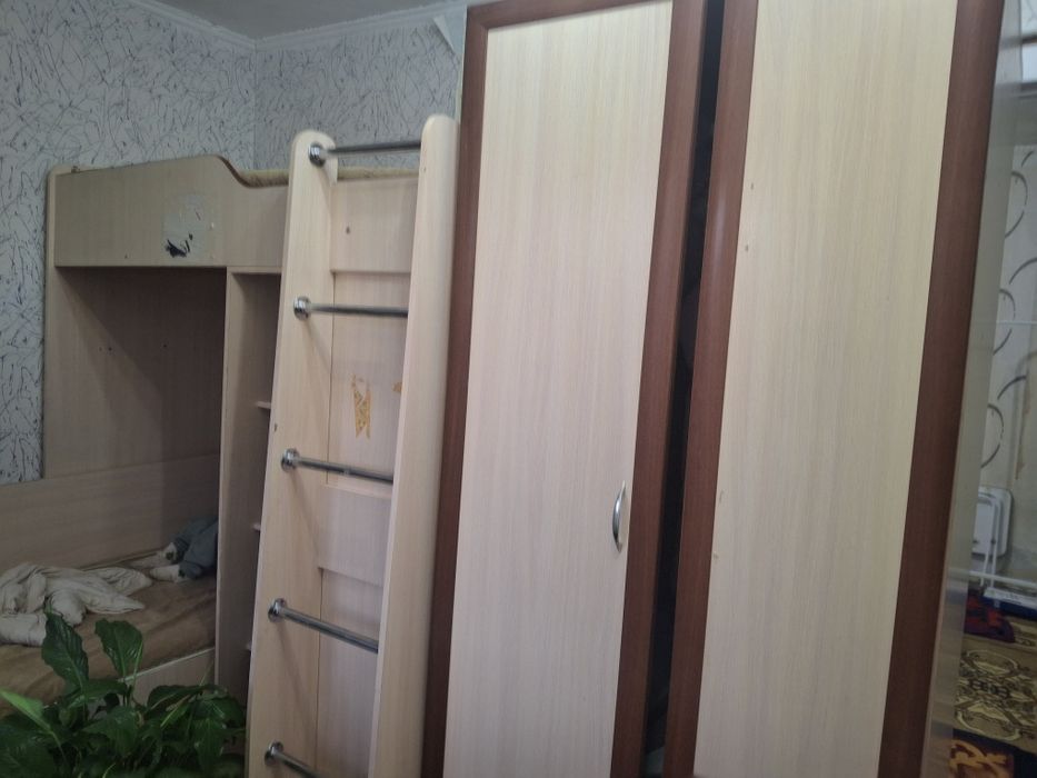 Продам стенку торг