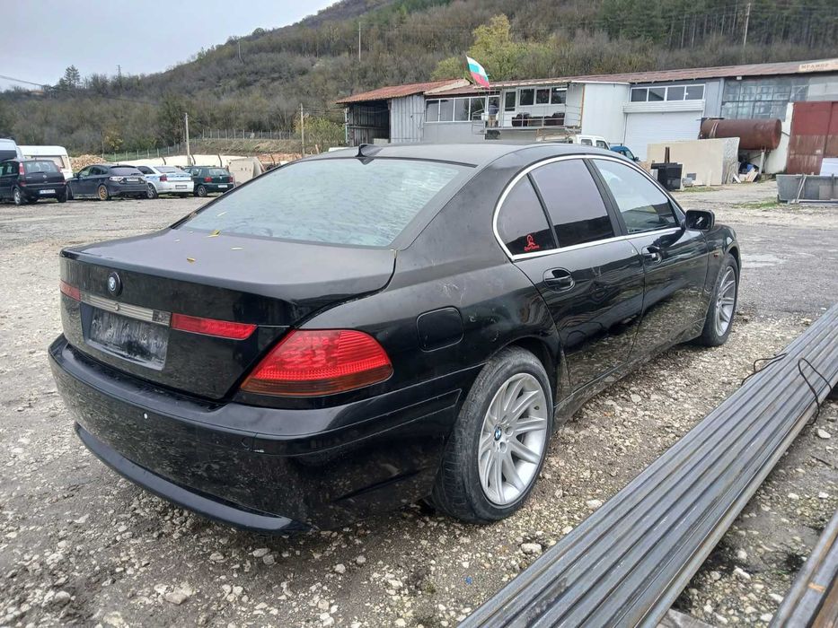 BMW 735 i, 2002 г на части