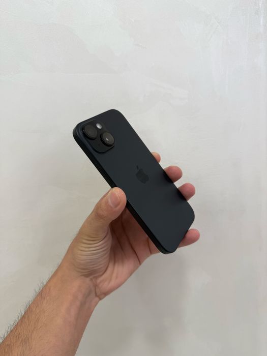 Продаю iphone 15 128 гб
