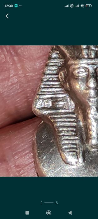 egyptian pend    ente