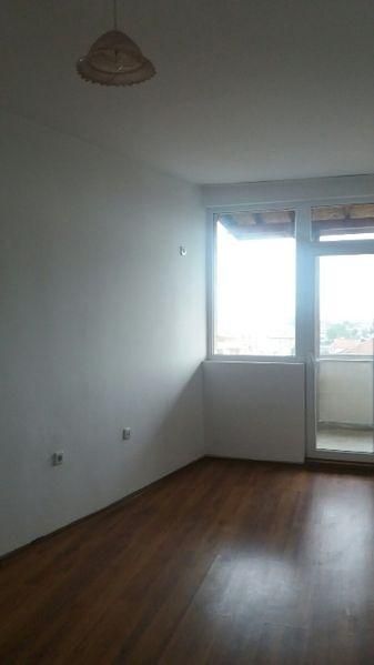 Необзаведен Двустаен, под наем, ж.к Меден Рудник зона Г