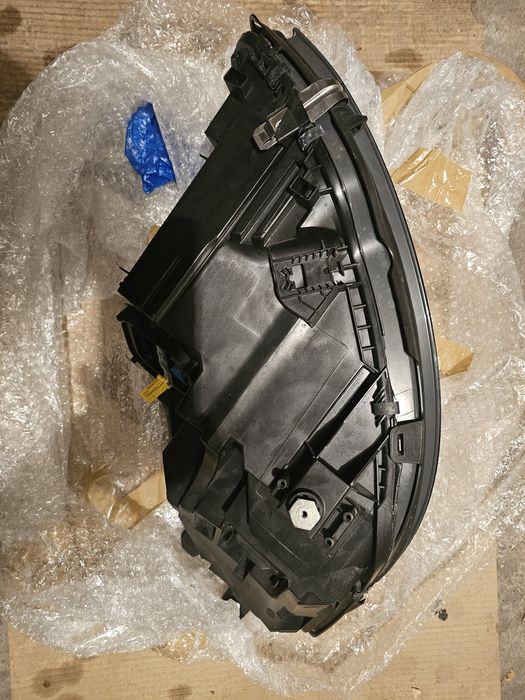 Фар за Mercedes S class W222