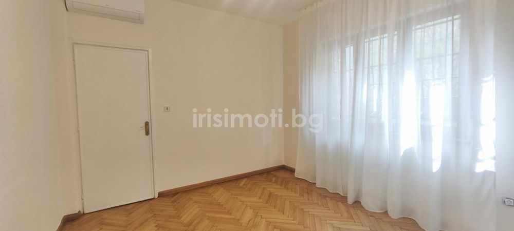 Дава се под наем Офис в София, Център - 160 кв.м за 1500 € - Снимка #6