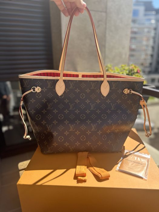 Louis Vuitton Monogram Neverfull дамска