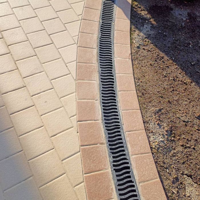 Водосточный пластиковый лоток (арык) Россия