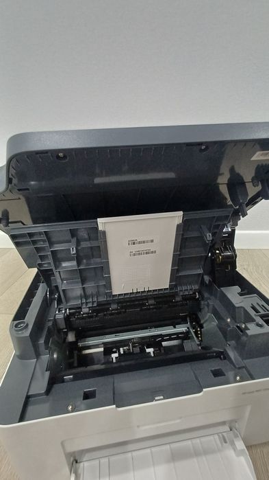 Продам принтер HP Laser MFP