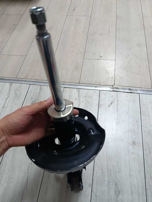 Амортизатор TOKICO Subaru Legasy