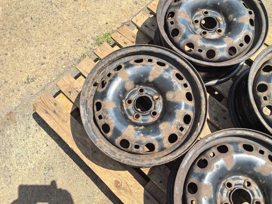 15 цола 5 х 100 мм Фолксваген / Ауди / Шкода - 6 Инча / ЕТ 38