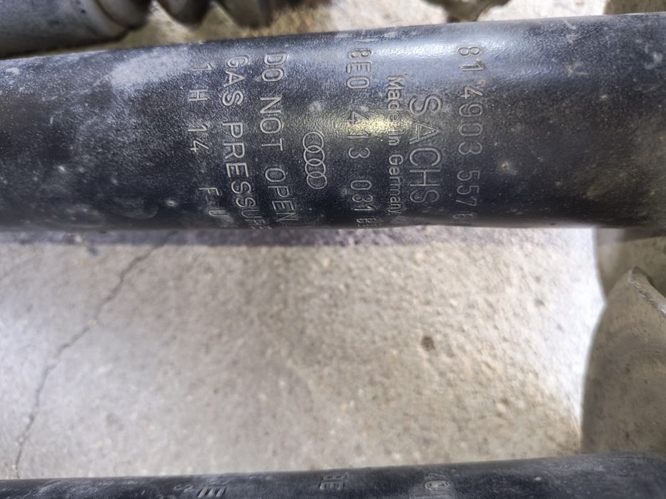 Амортисьори за Audi A4 B6 предни за седан