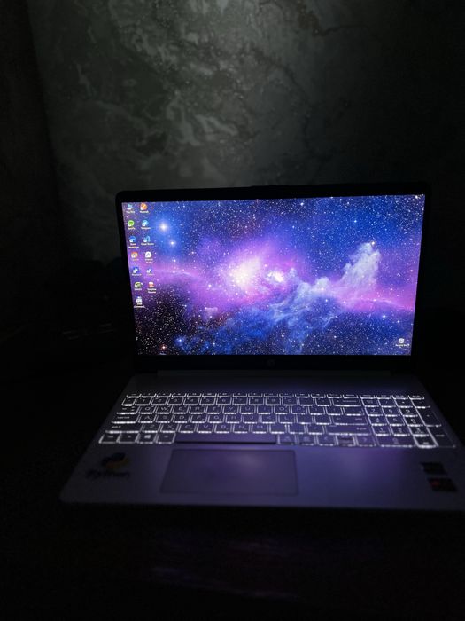 HP Ryzen 7 noutbuk — yaxshi holatda